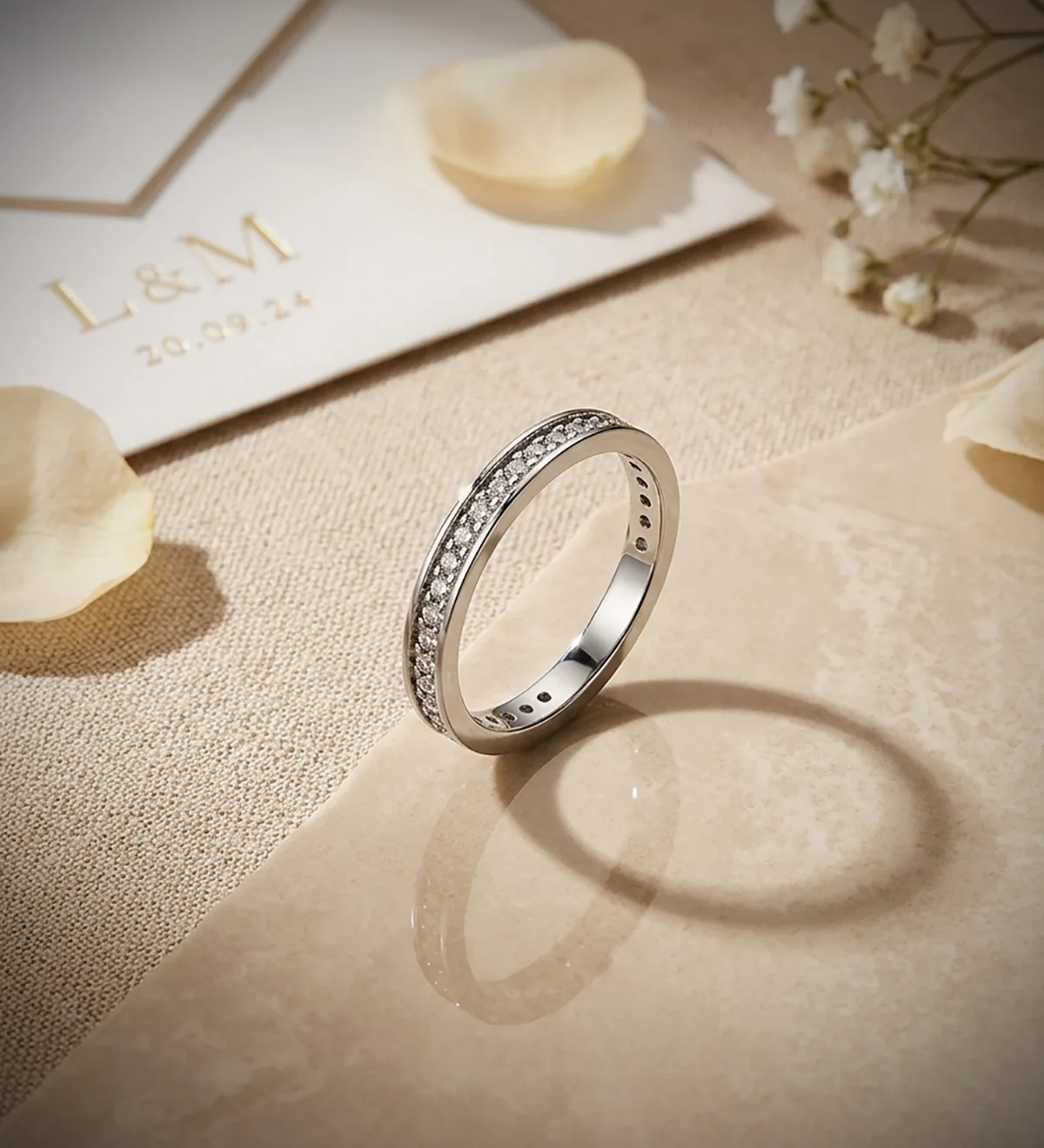 18K MEDIA  ALIANZA O ANILLO ORO BLANCO CON CIRCONITA CLAVADA  ANCHO: 2,5MM — vista 2