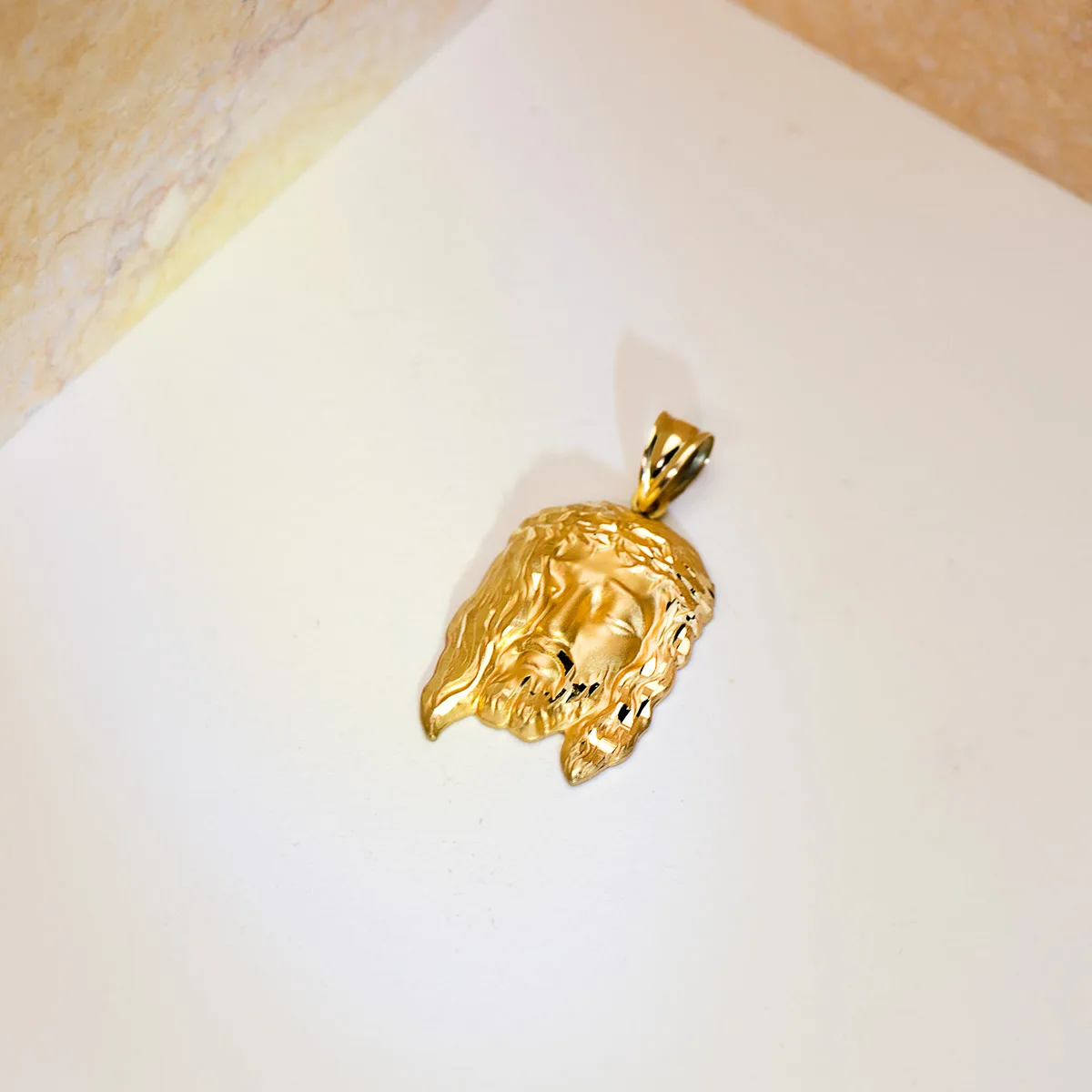9K COLGANTE ORO AMARILLO CABEZA DE CRISTO  ESTAMPADO. 30X19 MM — vista 3