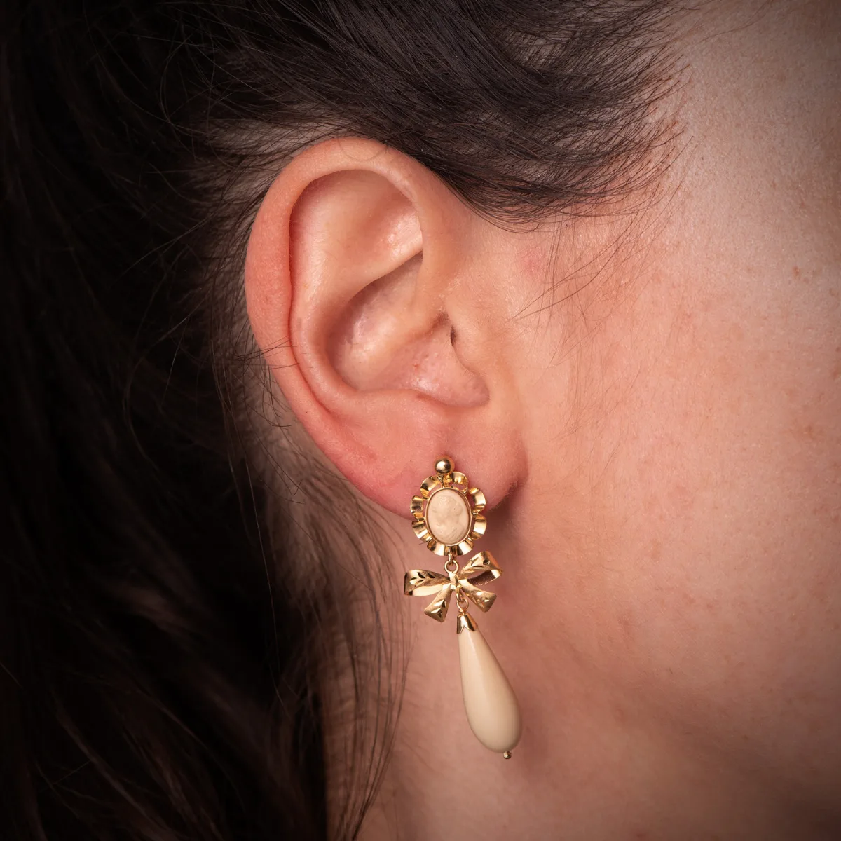 18K PENDIENTES CUBANAS ORO AMARILLO MARFIL CAMAFEO 42X13 MM. CIERRE CATALAN — vista 2