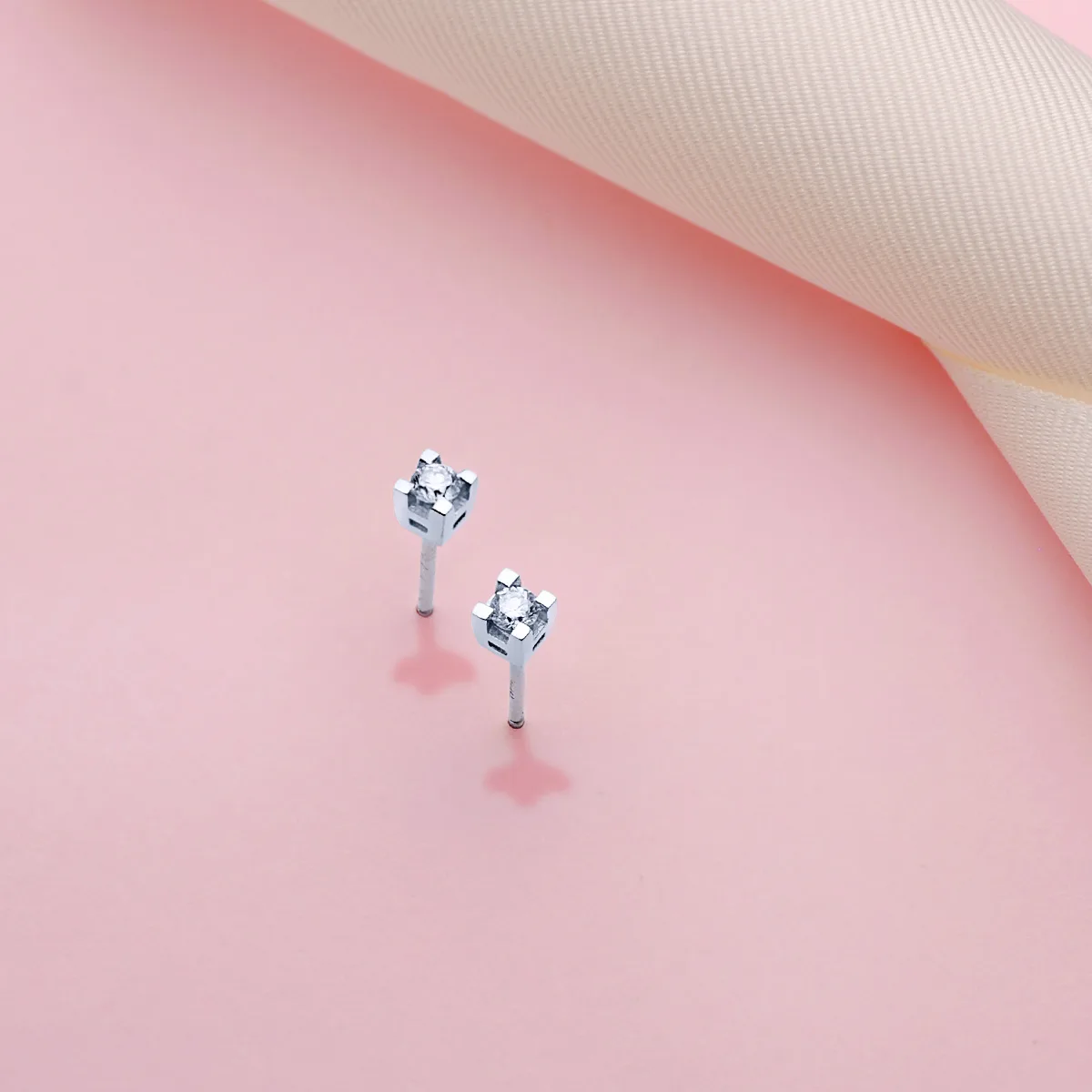 18K PENDIENTES ORO BLANCO DIAMANTES LABORATORIO TALLA BRILLANTE 2,75 MM 0,20 QTS VS2-G. MEDIDA: 3,5X3,5 MM. PRESION — vista 2