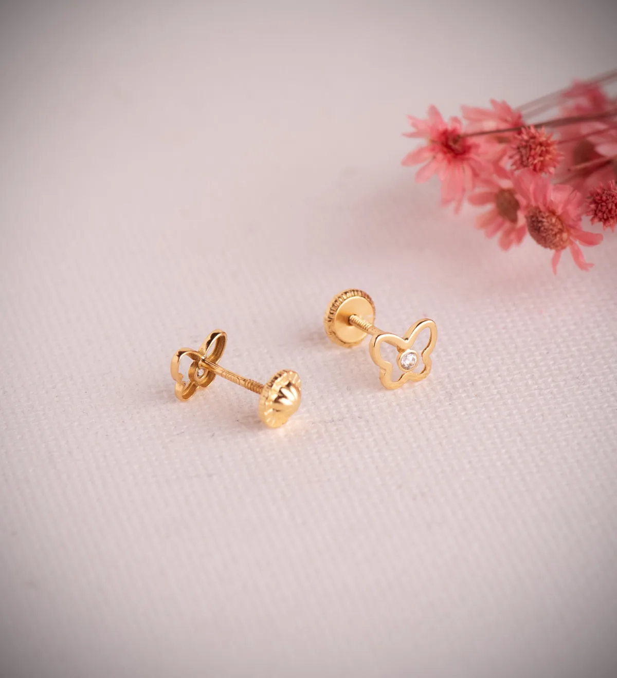 18K PENDIENTES ORO AMARILLO MARIPOSA CALADA CON CIRCONITAS. MEDIDA: 6,5 X 5 MM. CIERRE TUERCA — vista 2