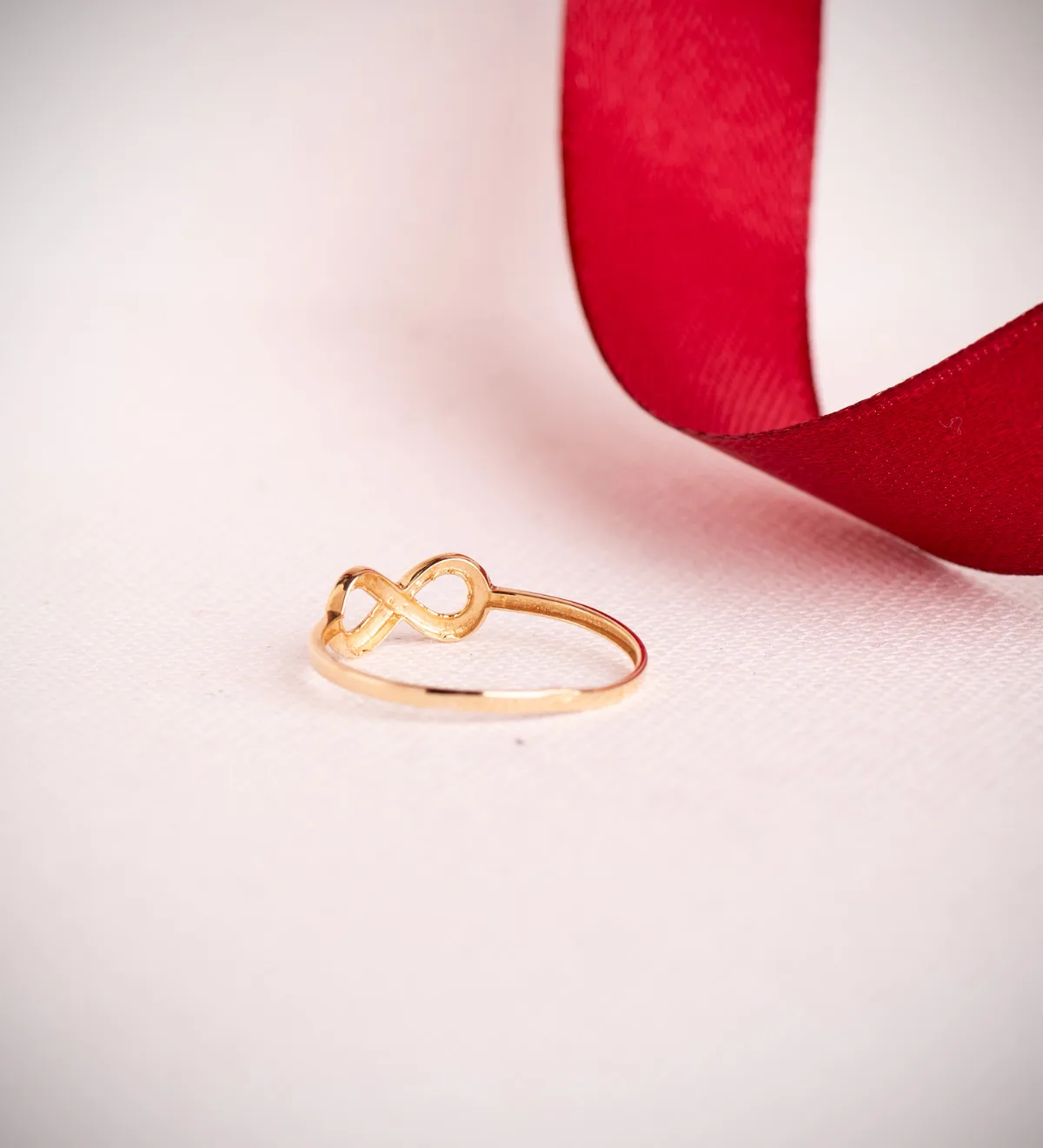 18K SORTIJA ORO AMARILLO LISA INFINITO CALADO DE 11X5 MM. — vista 3