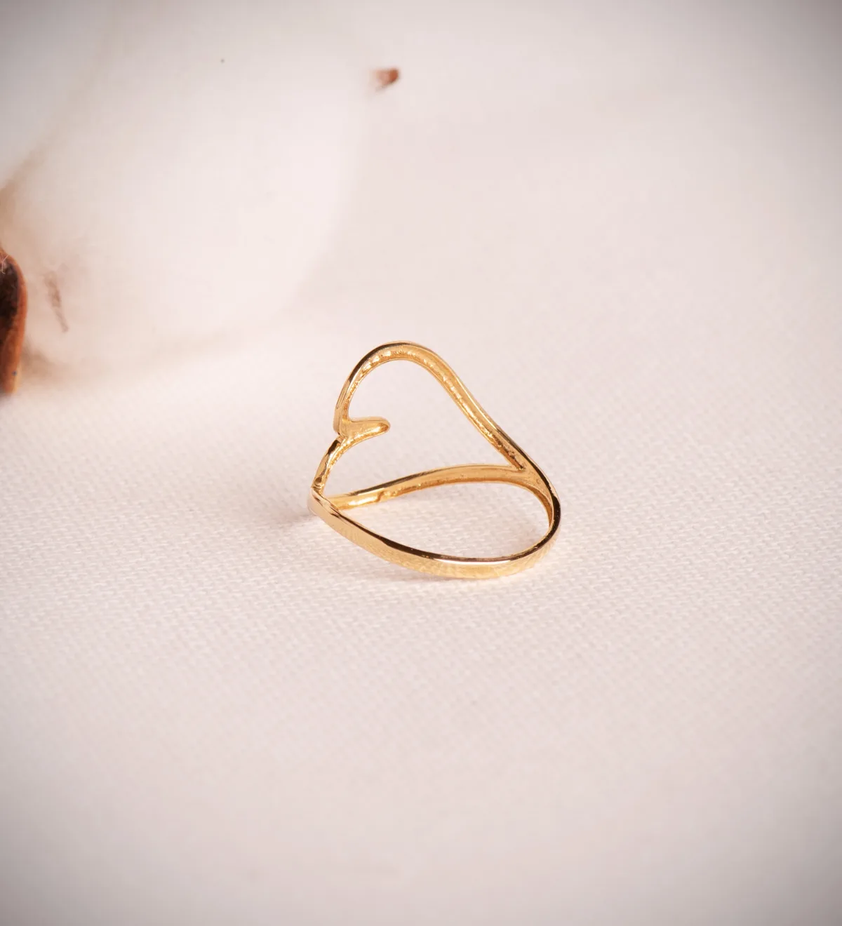 18K SORTIJA ORO AMARILLO CORAZON LISO EN BRILLO. ANCHO 16 MM — vista 3