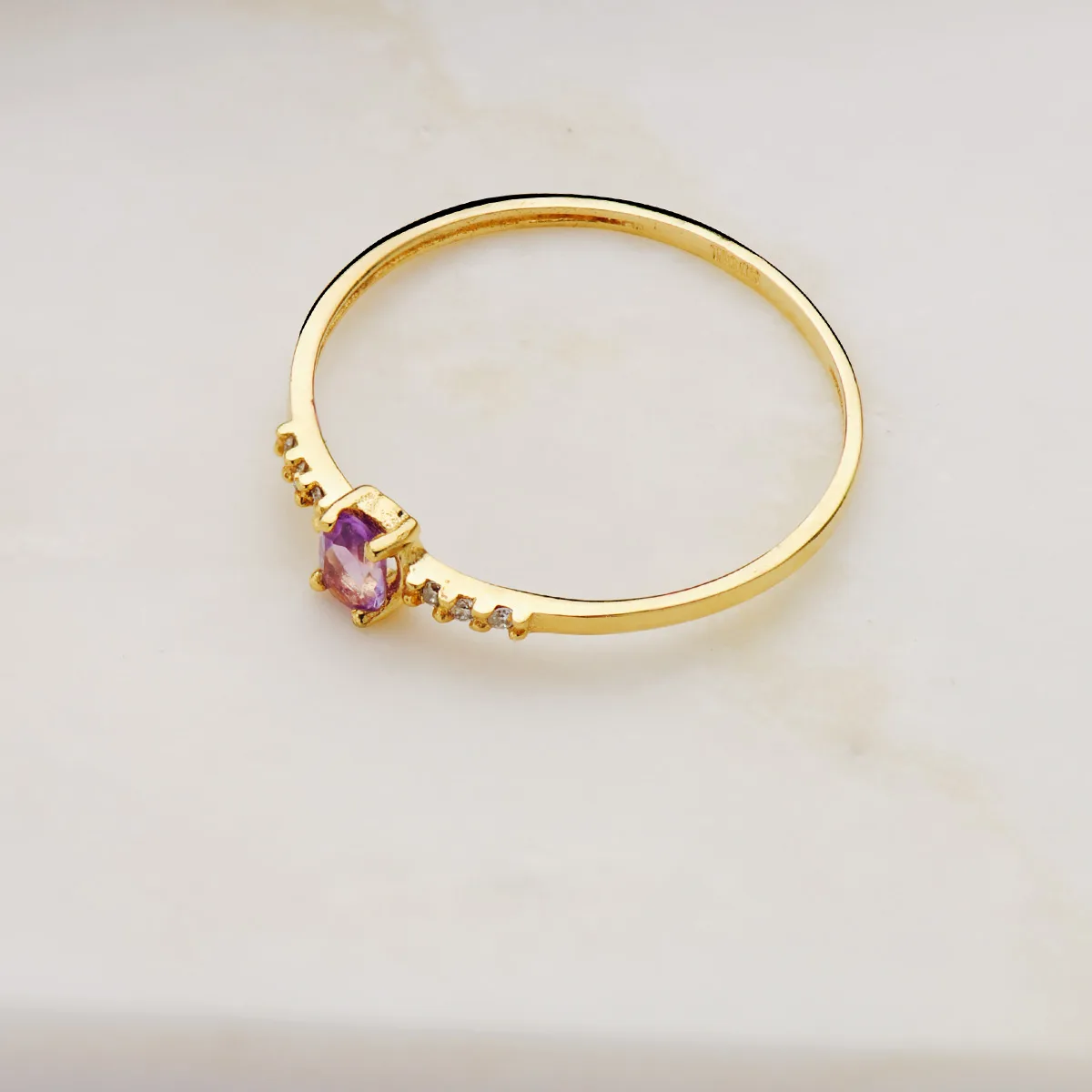 18K SORTIJA DIAMANTE ORO AMARILLO 0.030 QT  OVAL AGUAMARINA NATURAL 4 X 3 MM CUERPO 1.30 MM — vista 2