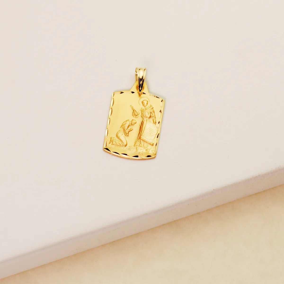 18K MEDALLA ORO AMARILLO BENDICION DE SAN FRANCISCO DE ASIS 20X14 MM — vista 2