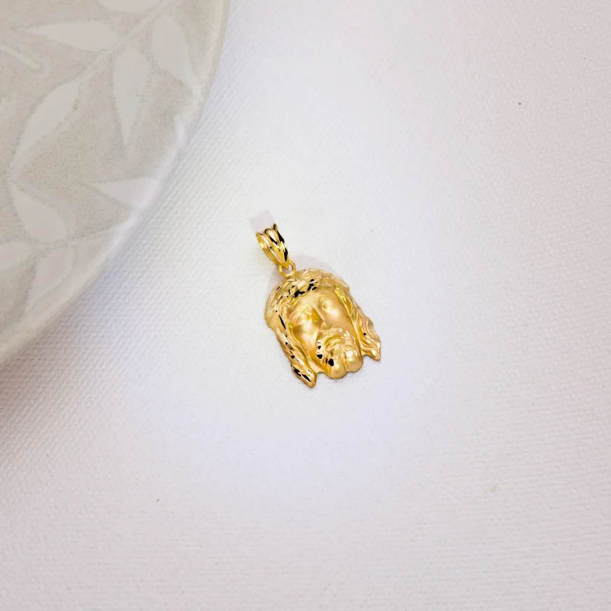 18K COLGANTE CRISTO DE LA BUENA MUERTE ORO AMARILLO 23X15 MM — vista 3