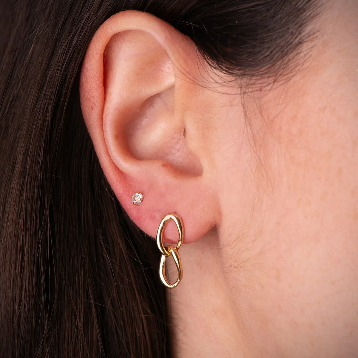 18K PENDIENTES ORO AMARILLO DOS ESLABONES EN BRILLO. MEDIDA: 19 X 7 MM. CIERRE PRESION — vista 2