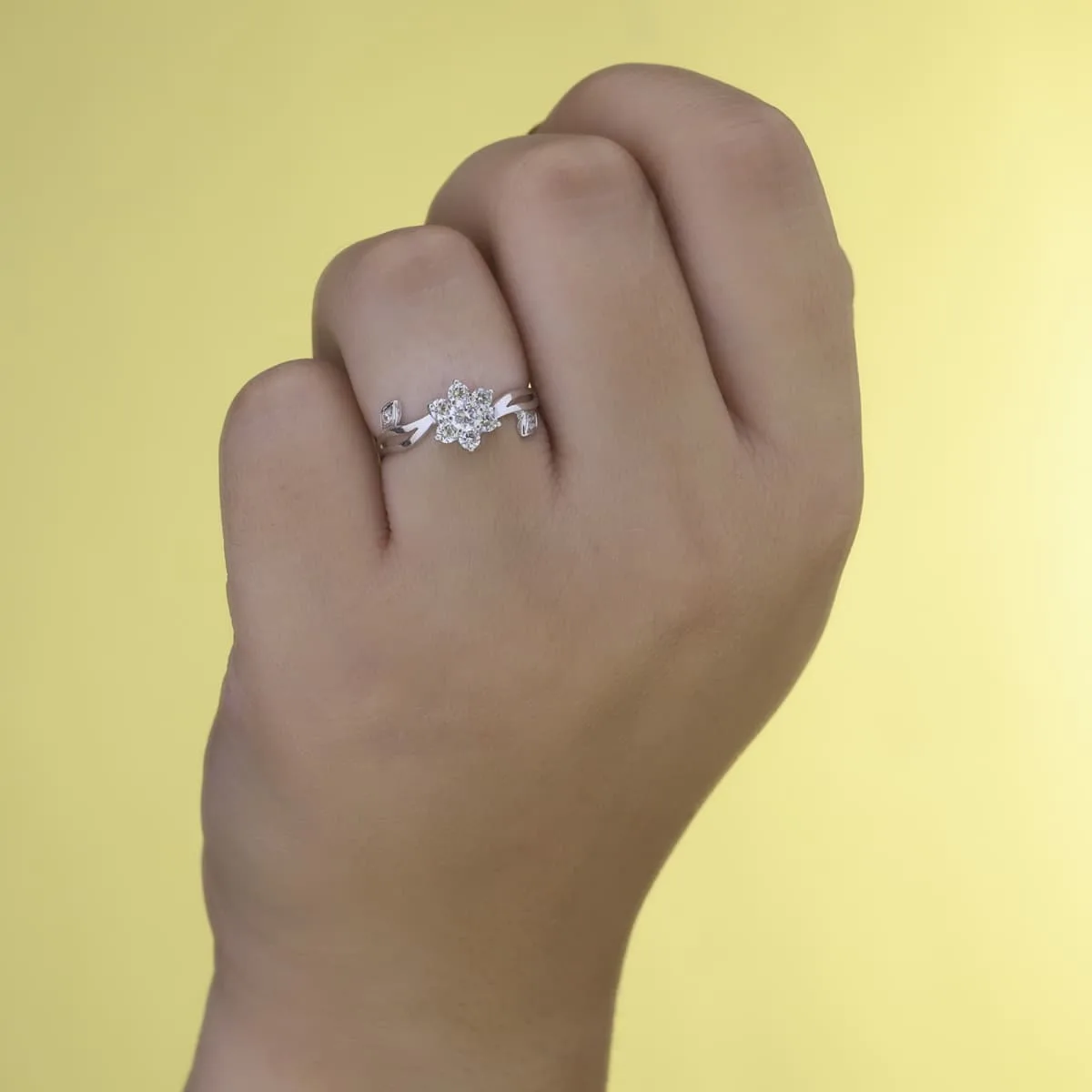 18K SORTIJA ORO BLANCO CUAJO CONCIRCONITAS. ANCHO 10 MM — vista 3