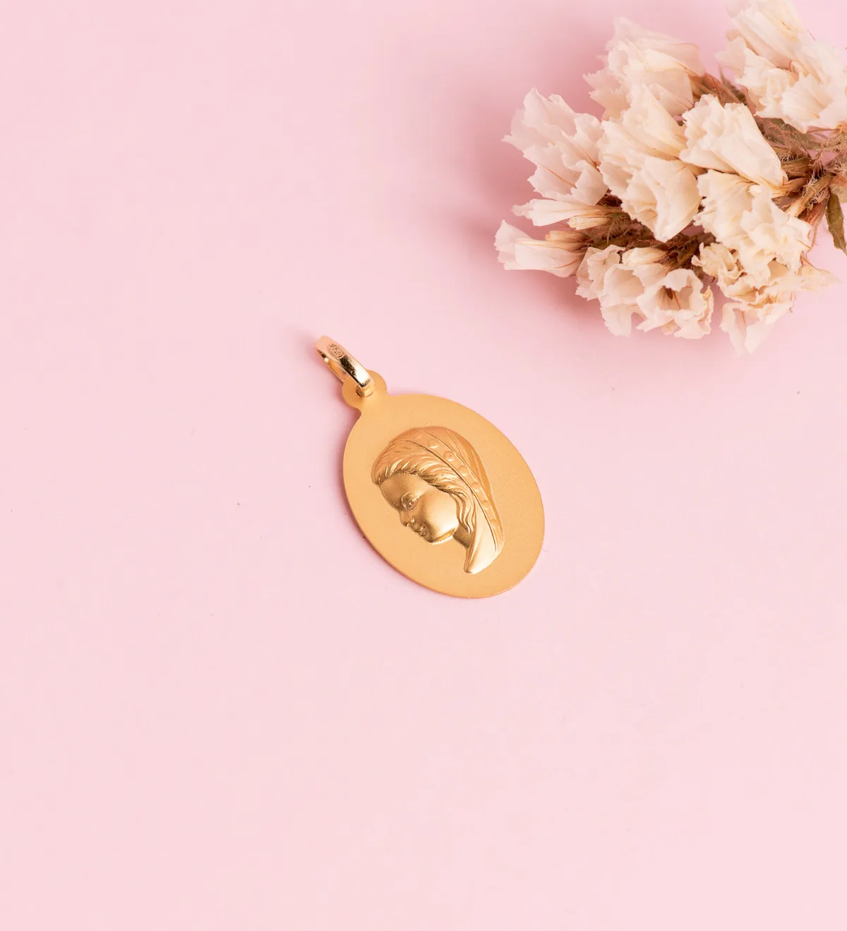 18K MEDALLA ORO AMARILLO VIRGEN NIÑA OVAL LISA MATIZADA. MEDIDA: 23 X 15 MM — vista 2
