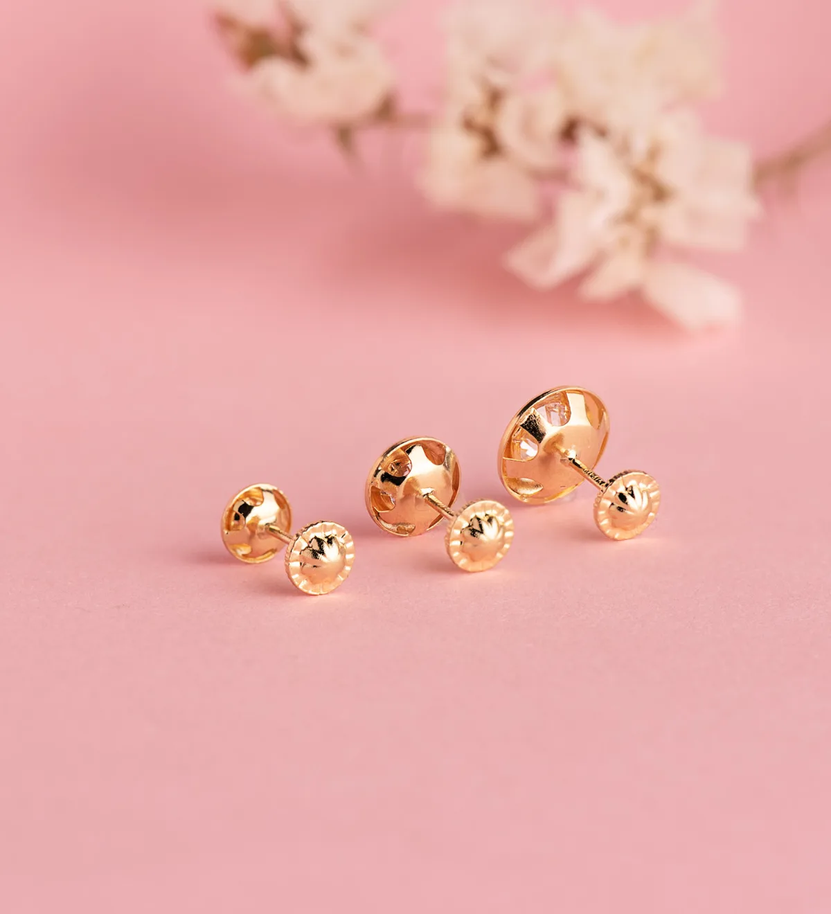 18K PENDIENTES ORO AMARILLO CHATON REDONDOS ORLA TALLADA CIRCONITA. MEDIDA: 7MM CIERR TUERCA — vista 3