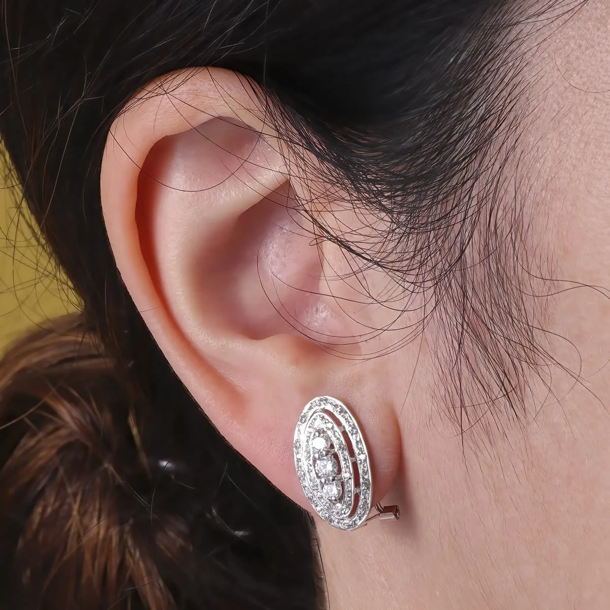 18K PENDIENTES ORO BLANCO JUEGO NOVIA CIRCONITA CIERRE OMEGA 18X10 MM OMEGA — vista 2