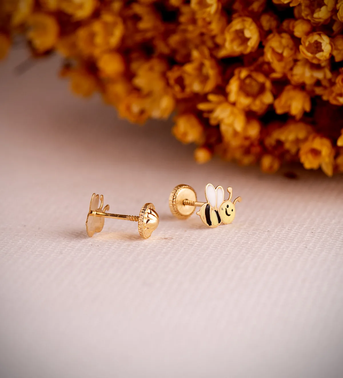 18K PENDIENTES ORO AMARILLO ABEJAS ESMALTADAS. MEDIDA: 8 X 7,5 MM.CIERRE TUERCA — vista 2