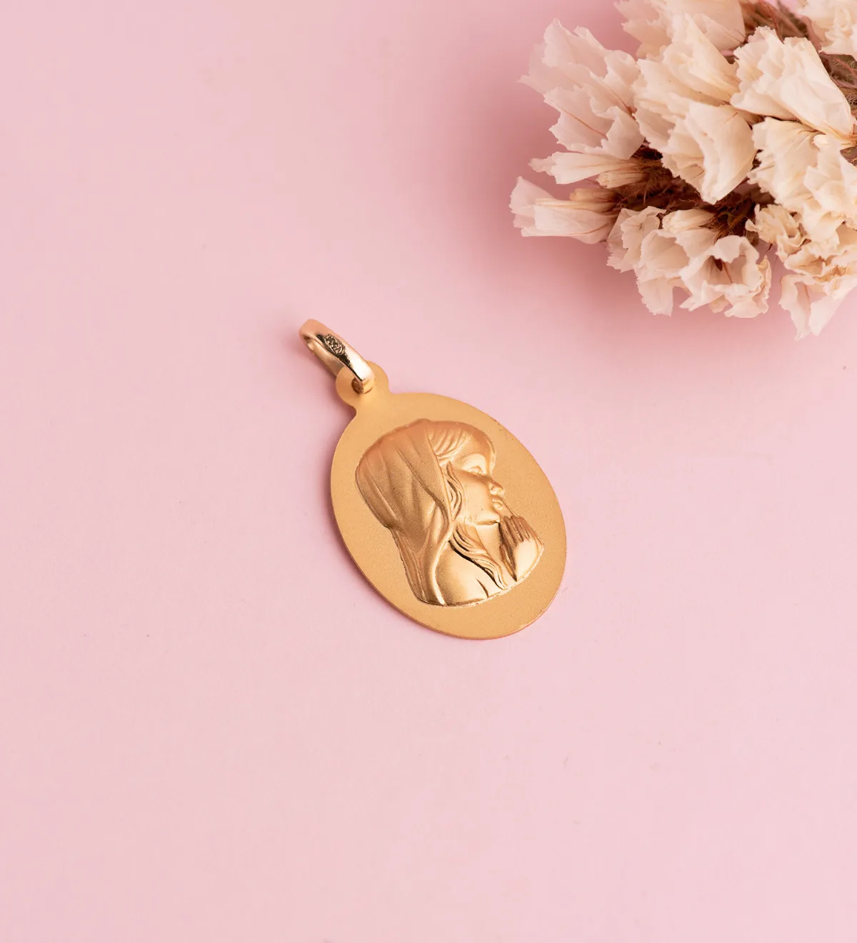 18K MEDALLA ORO AMARILLO VIRGEN NIÑA OVAL LISA MATIZADA. MEDIDA: 23 X 15 MM — vista 2