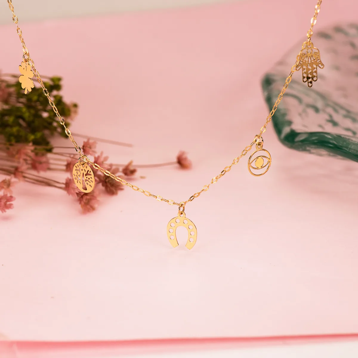 18K GARGANTILLA ORO AMARILLO CON COLGANTES DE LA SUERTE CADENA FORZADA 42   3 CM — vista 2