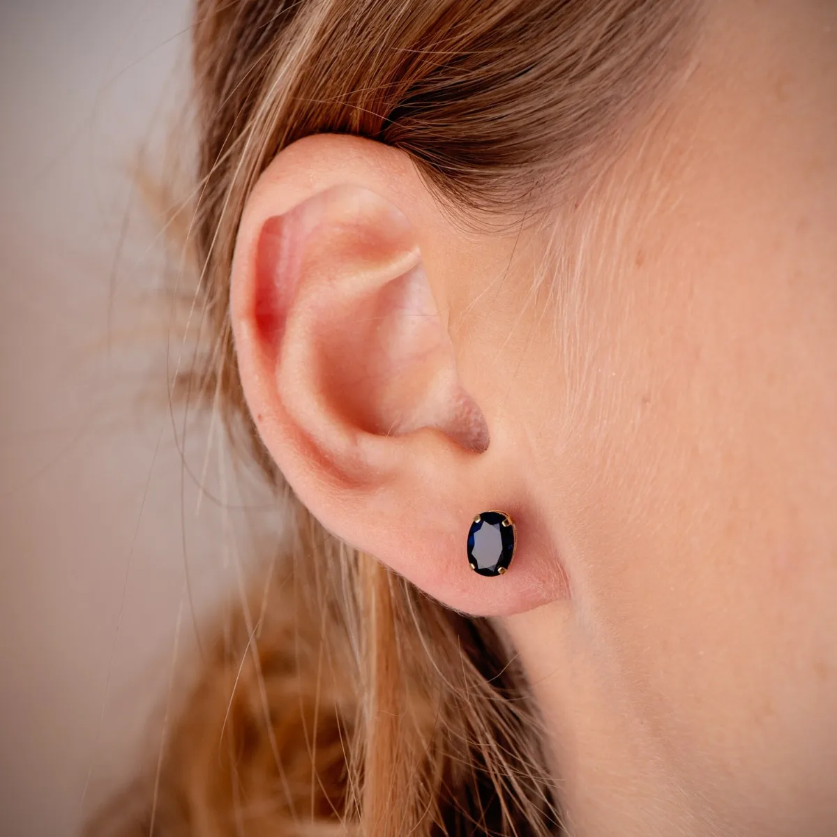 18K PENDIENTES ORO AMARILLO OVAL PIEDRA AZUL 7 X 5 MM. CIERRE PRESION — vista 2
