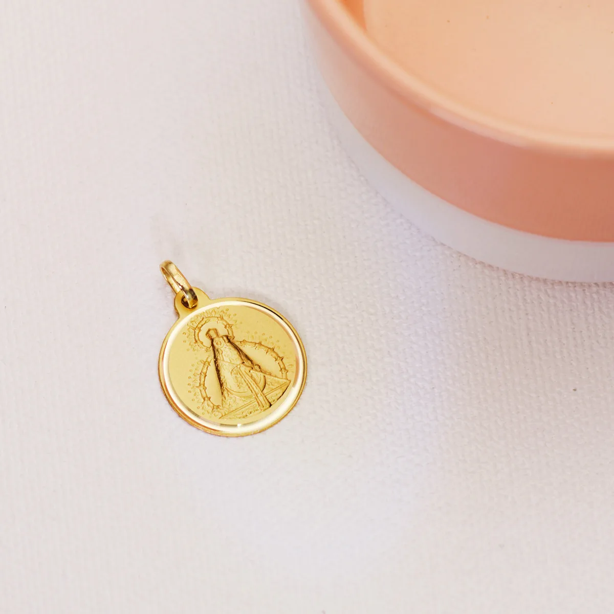 18K MEDALLA ORO AMARILLO VIRGEN DE LA CABEZA BISEL 18 MM — vista 2