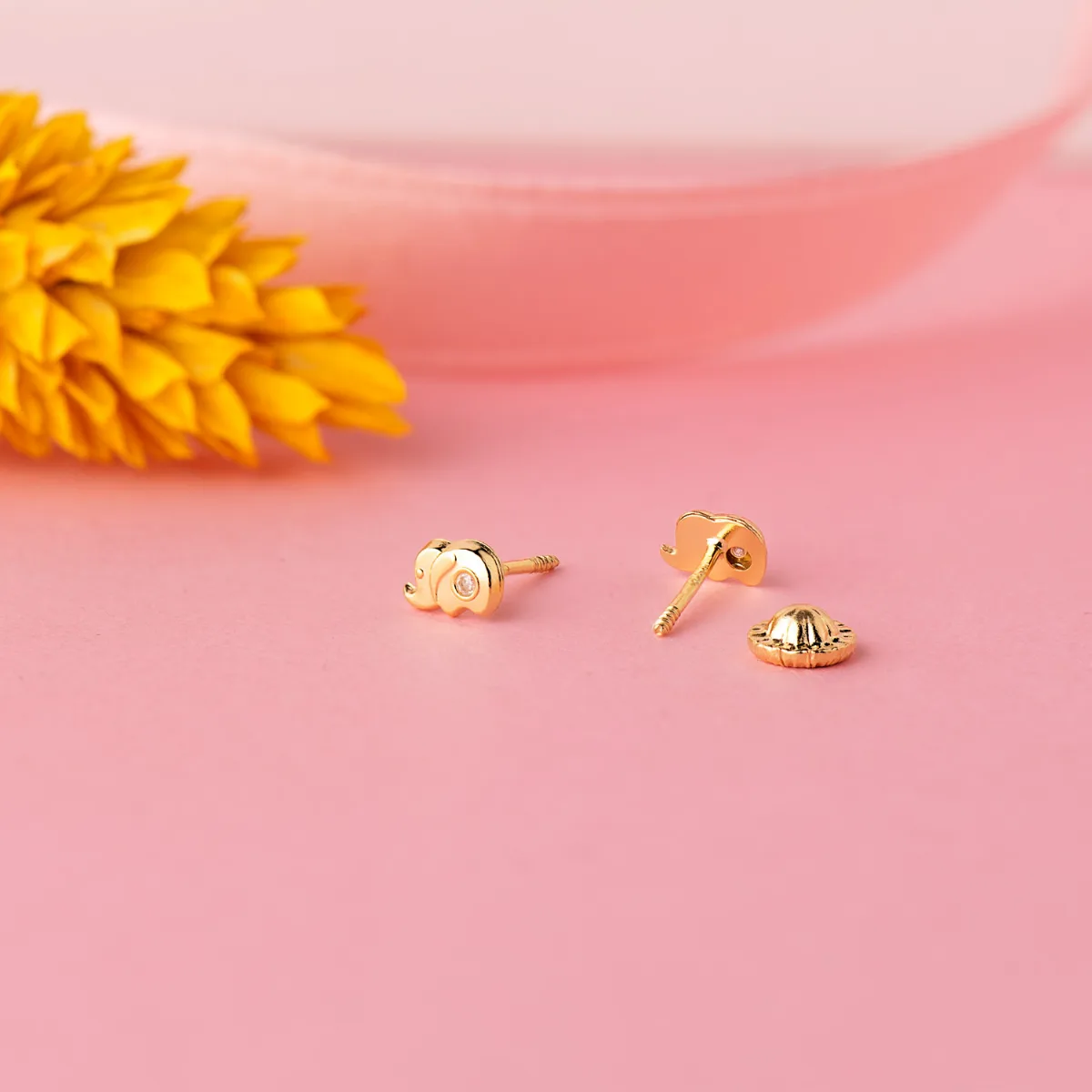 18K PENDIENTES ORO AMARILLO ELEFANTE CON CIRCONITA 5 X 3 MM. CIERRE TUERCA — vista 2