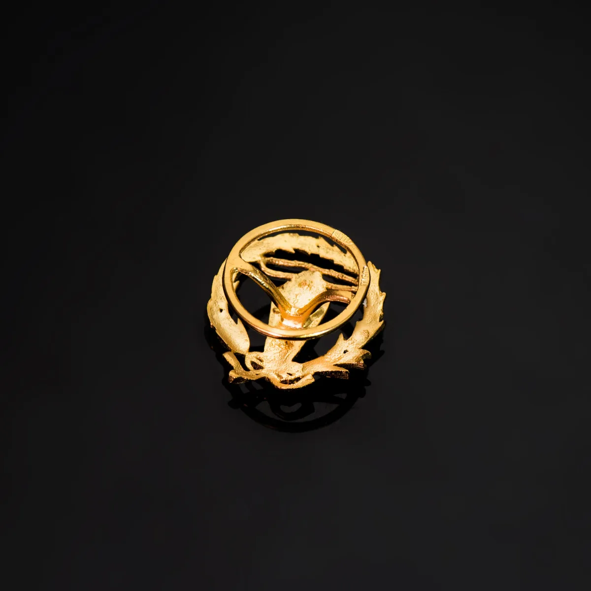 18K INSIGNIA ORO AMARILLO INGENIERO ELECTRONICO 16 X 14 MM — vista 3