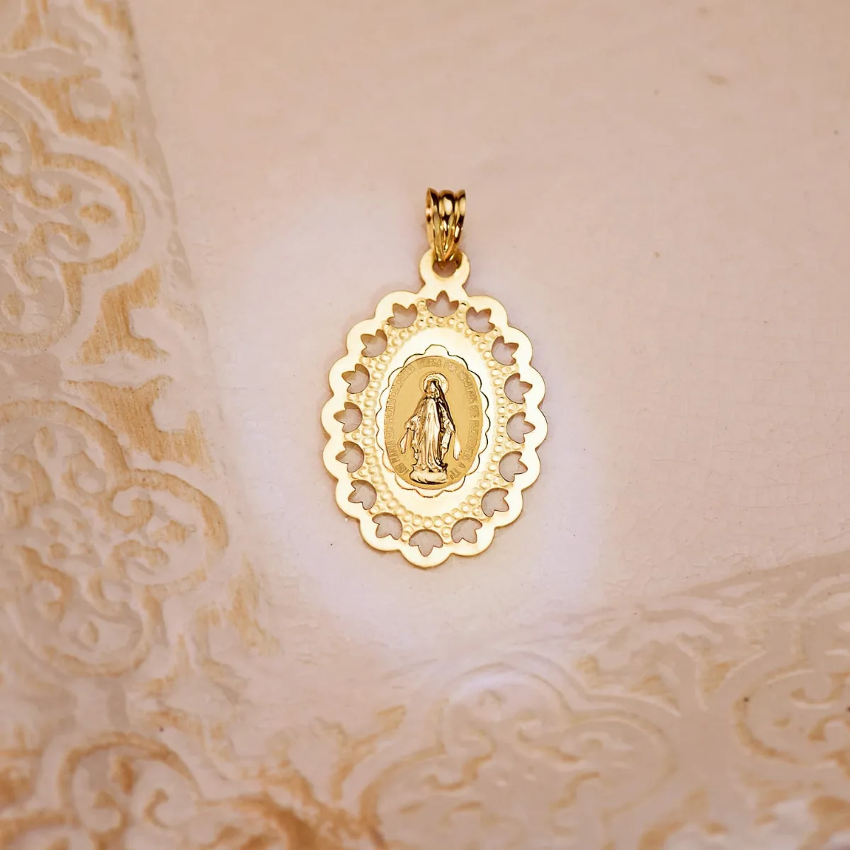 18K MEDALLA ORO AMARILLO VIRGEN MILAGROSA CERCO CALADO 34 X 22 MM — vista 2