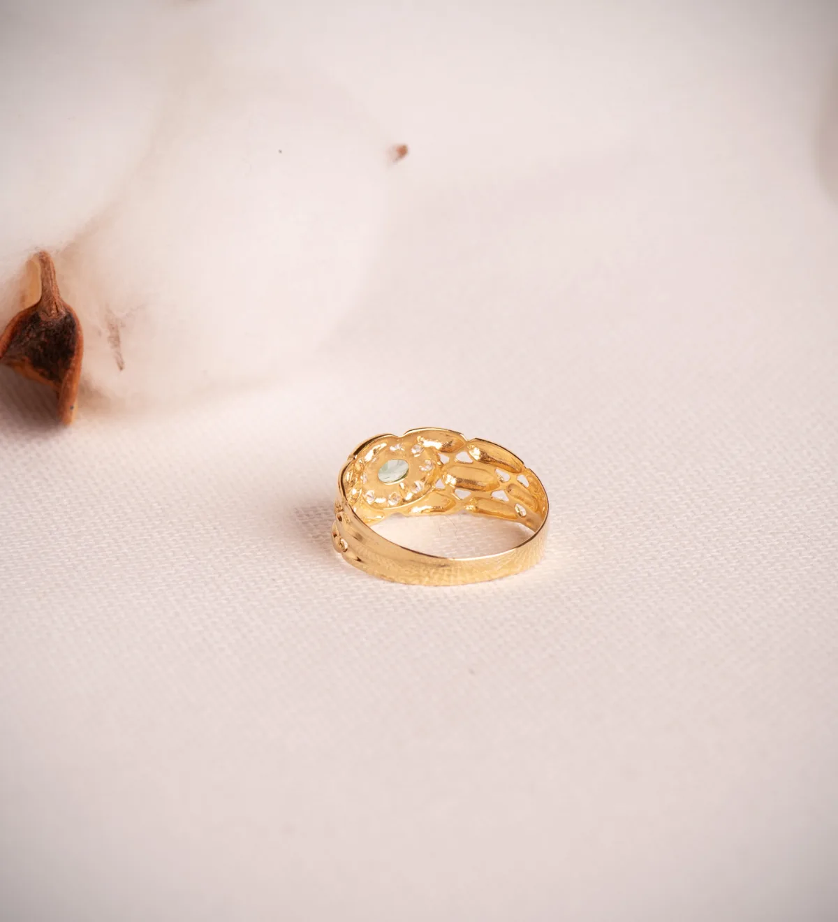 18K SORTIJA ORO AMARILLO PANTER CON CIRCONITAS Y ESMERALDA NATURAL 4X3 MM. ANCHO: 9 MM — vista 3
