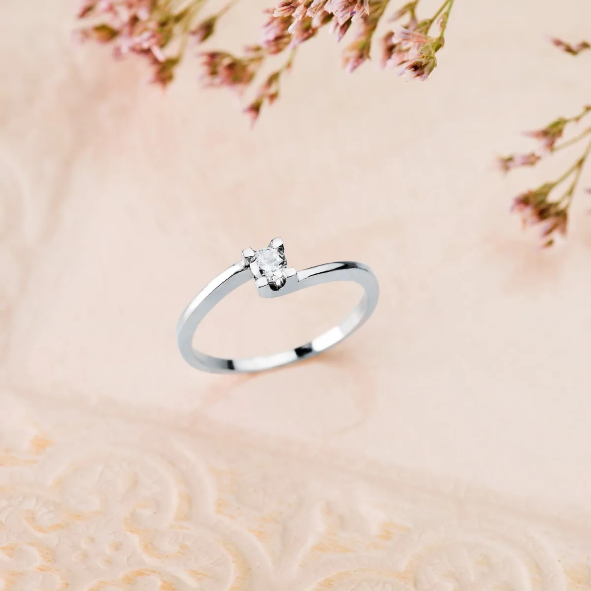 18K SOLITARIO DIAMANTE NATURAL TALLA BRILLANTE ORO BLANCO 0.150 QTS. SI-H — vista 3