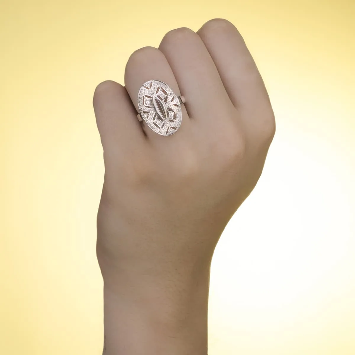 18K SORTIJA ORO BLANCO MOTIVO LANZADERA 23X15 MM CON CIRCONITAS. ANCHO: 23 MM — vista 3