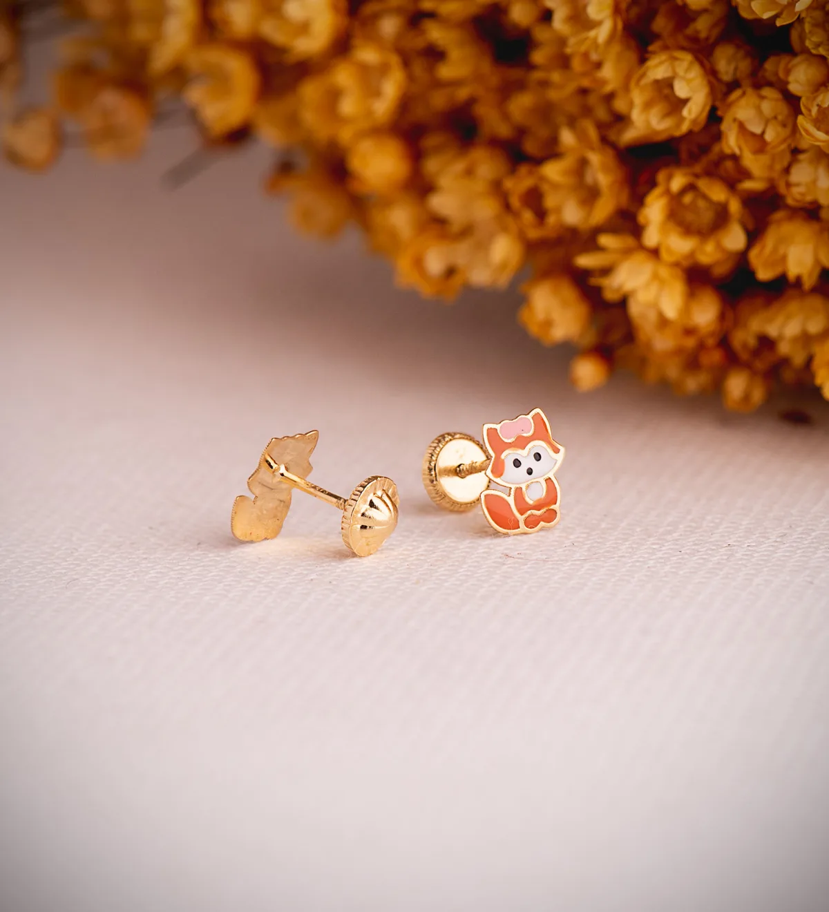 18K PENDIENTES ORO AMARILLO ZORRO ESMALTADO. MEDIDA: 7,5 X 7 MM. CIERRE TUERCA — vista 2