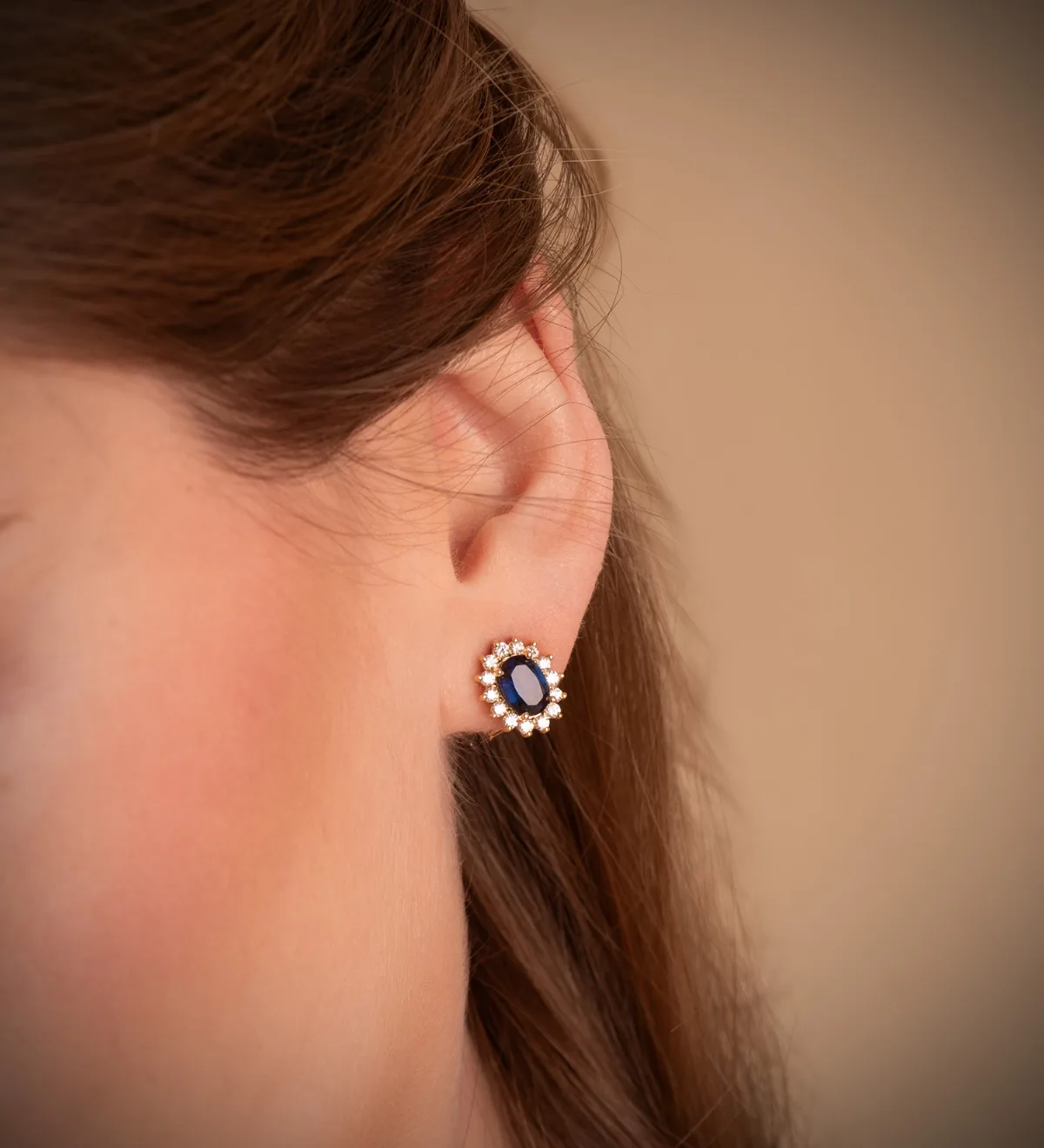 18K PENDIENTES ORO AMARILLO ZAFIRO DIFUSION  7X5 MM 1,96QT Y DIAMANTES LABORATORIO 0,580QT VS2-G. 11,5X9,5 MM CIERRE OMEGA — vista 3