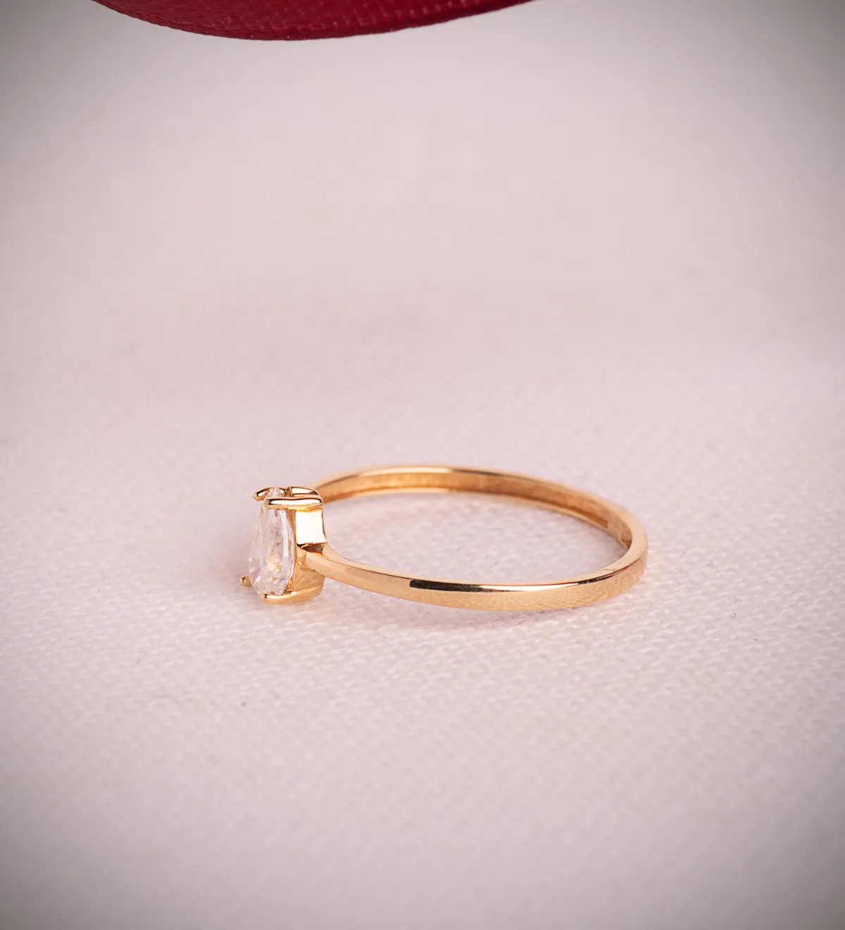 18K SORTIJA ORO AMARILLO DIAMANTE LABORATORIO TALLA PERA 0,35 QTES. VS2 - G. ANCHO: 6 MM — vista 3