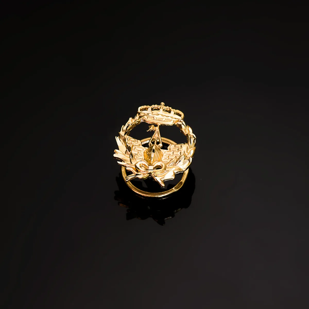 18K INSIGNIA ORO AMARILLO INGENIERO NAVAL 17 X 14 MM — vista 2