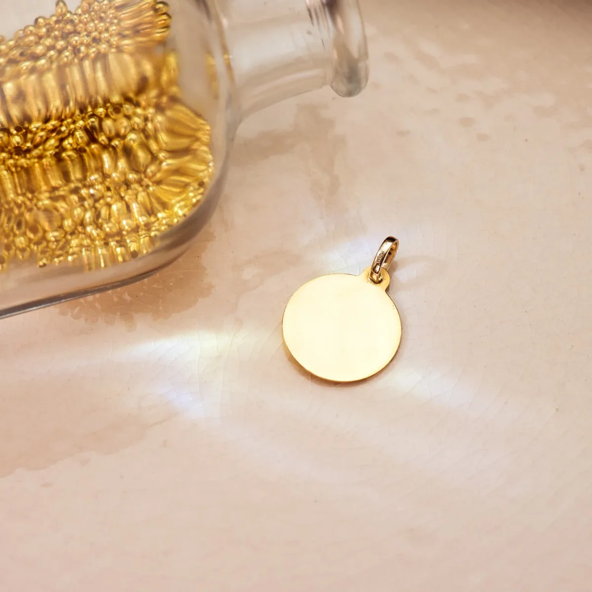 18K MEDALLA ORO AMARILLO VIRGEN DEL PERPETUO SOCORRO BISEL 16 MM — vista 3