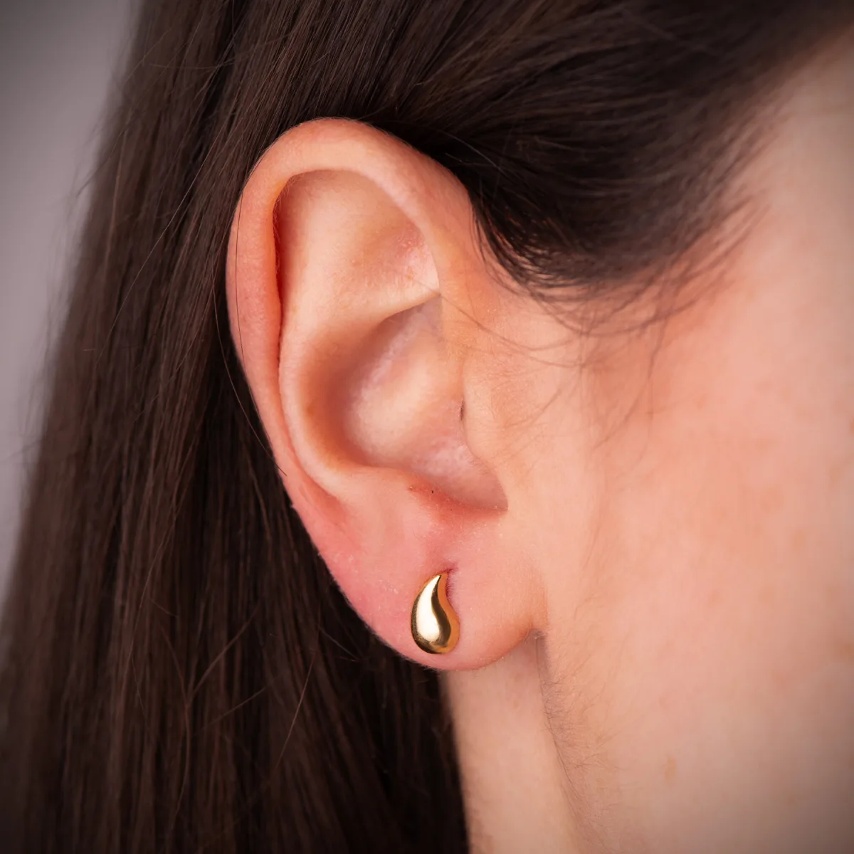 18K PENDIENTES ORO AMARILLO GOTA CURVA LISA BRILLO HUECA 8 X 5,5 MM. CIERRE PRESION — vista 2