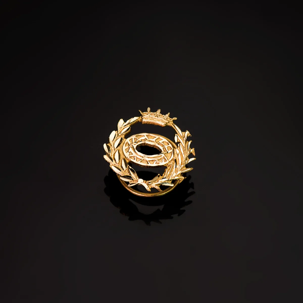 18K INSIGNIA ORO AMARILLO CIENCIAS BIOLOGICAS. 16 X 16 MM — vista 2