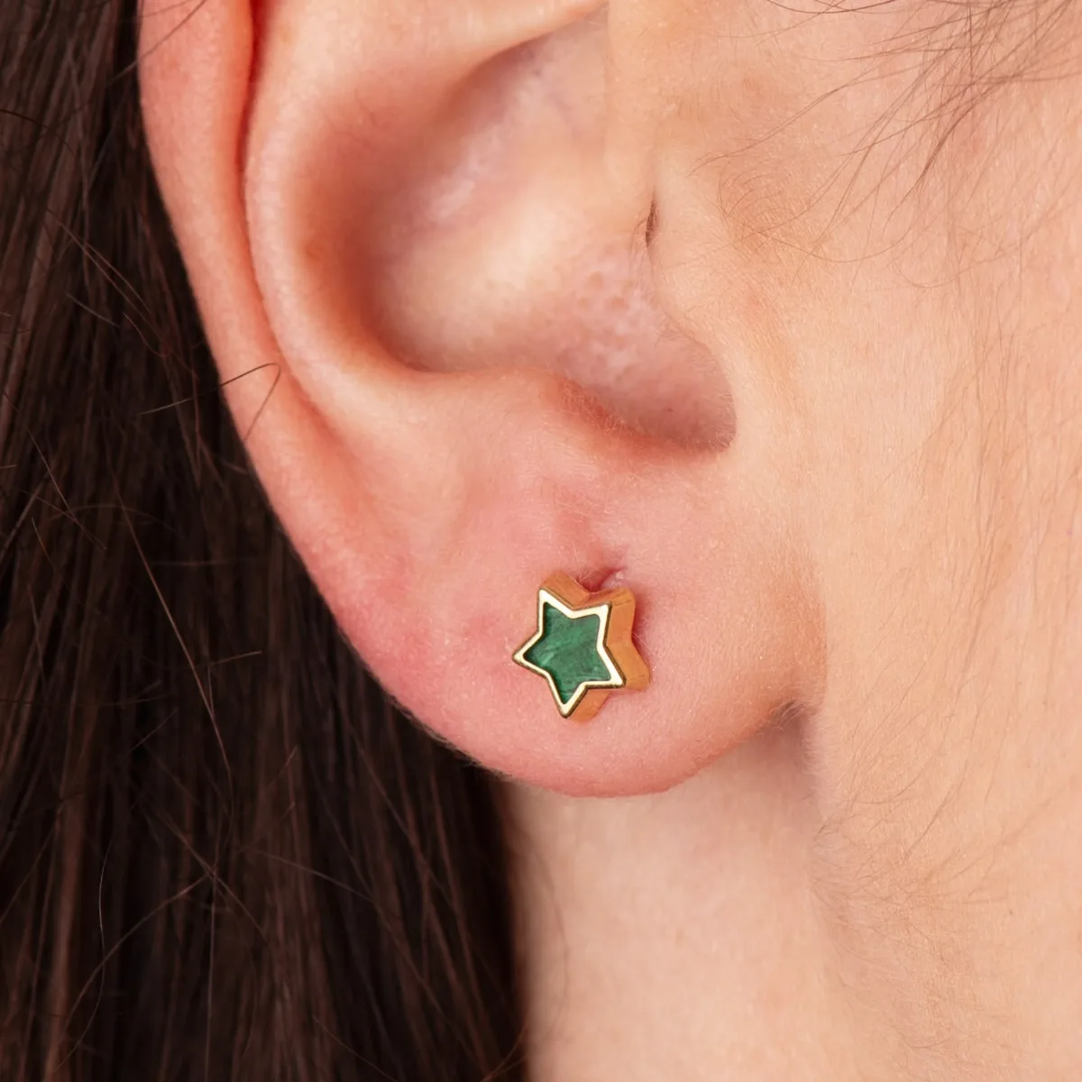 18K PENDIENTES ORO AMARILLO ESTRELLA CON MALAQUITA 7X7 MM. CIERRE PRESION — vista 3
