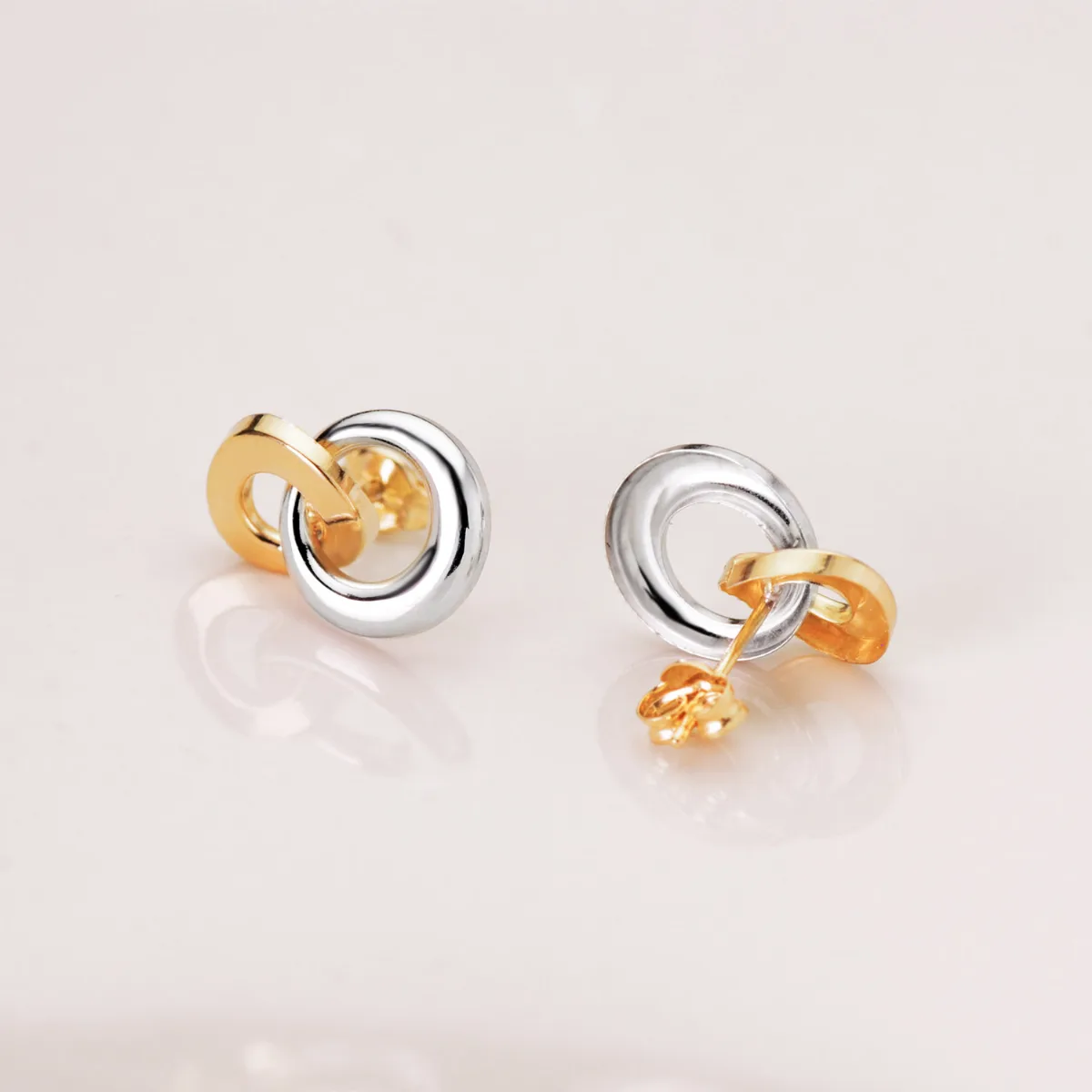 18K PENDIENTES ORO BICOLOR DOBLE ARO BRILLO 13 X 10 MM. CIERRE PRESION — vista 2