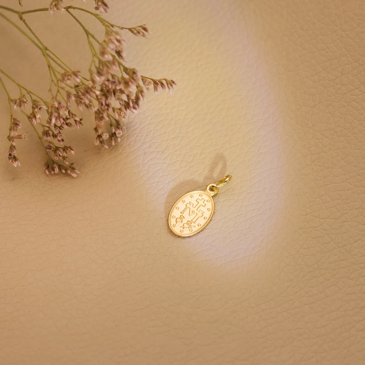 18K MEDALLA ORO AMARILLO VIRGEN MILAGROSA  OVAL 17 X 10 MM — vista 3