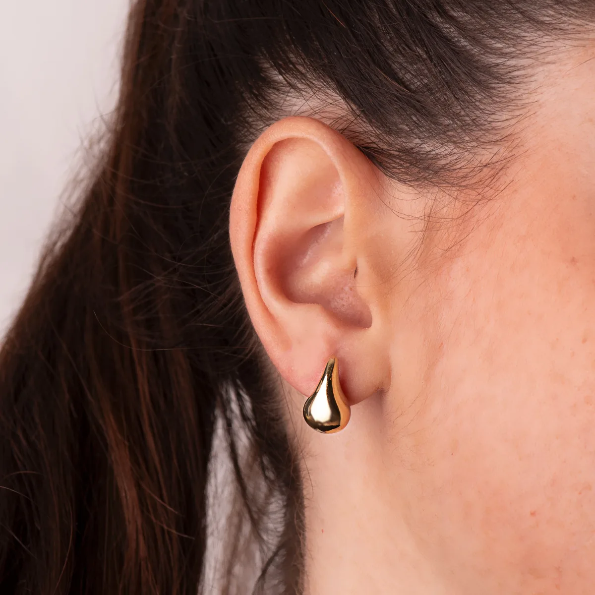 18K PENDIENTES ORO AMARILLO GOTA LISA BRILLO HUECA 16 X 9 MM. CIERRE PRESION — vista 2