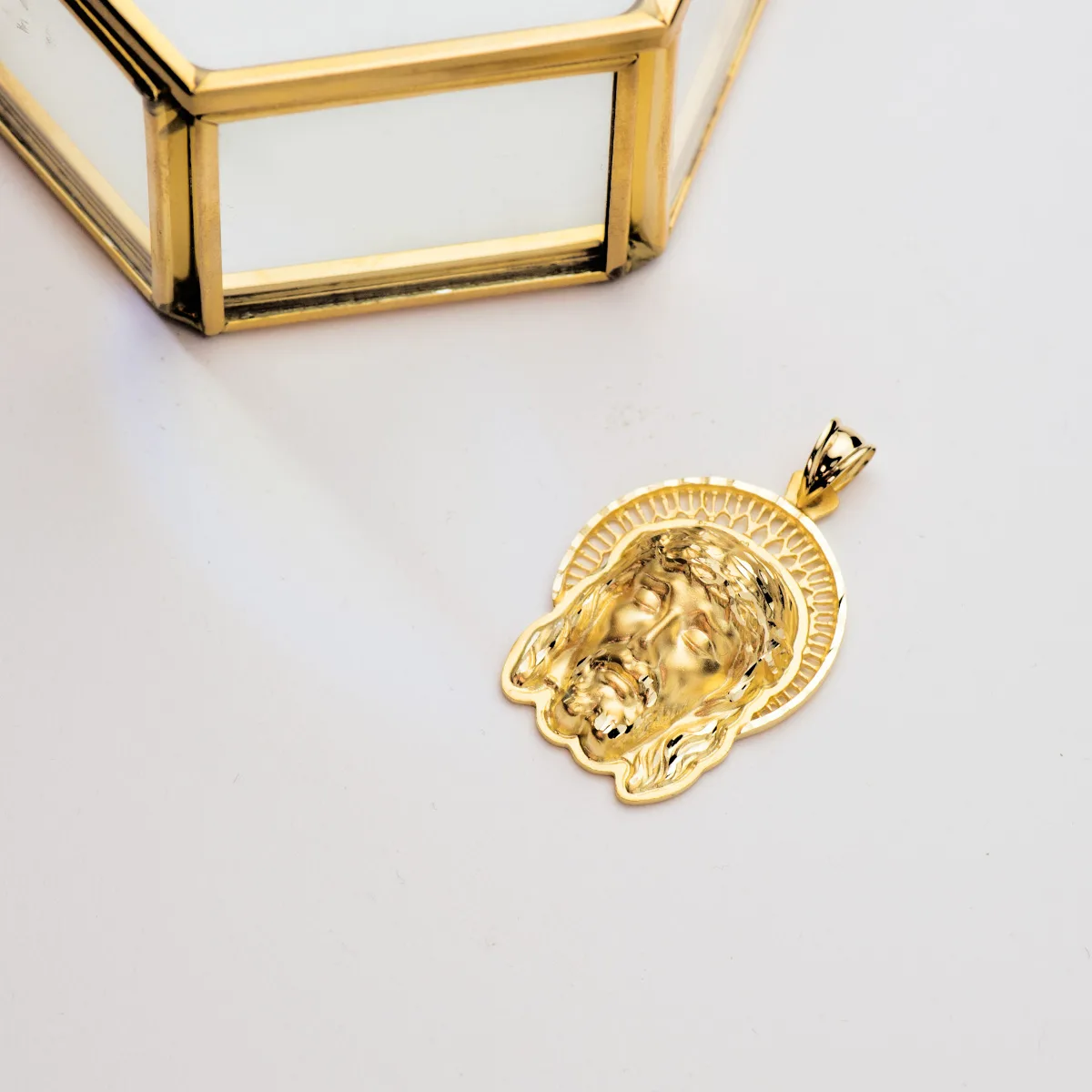 18K COLGANTE ORO AMARILLO CABEZA DE CRISTO  ORLA 35X25 MM — vista 3
