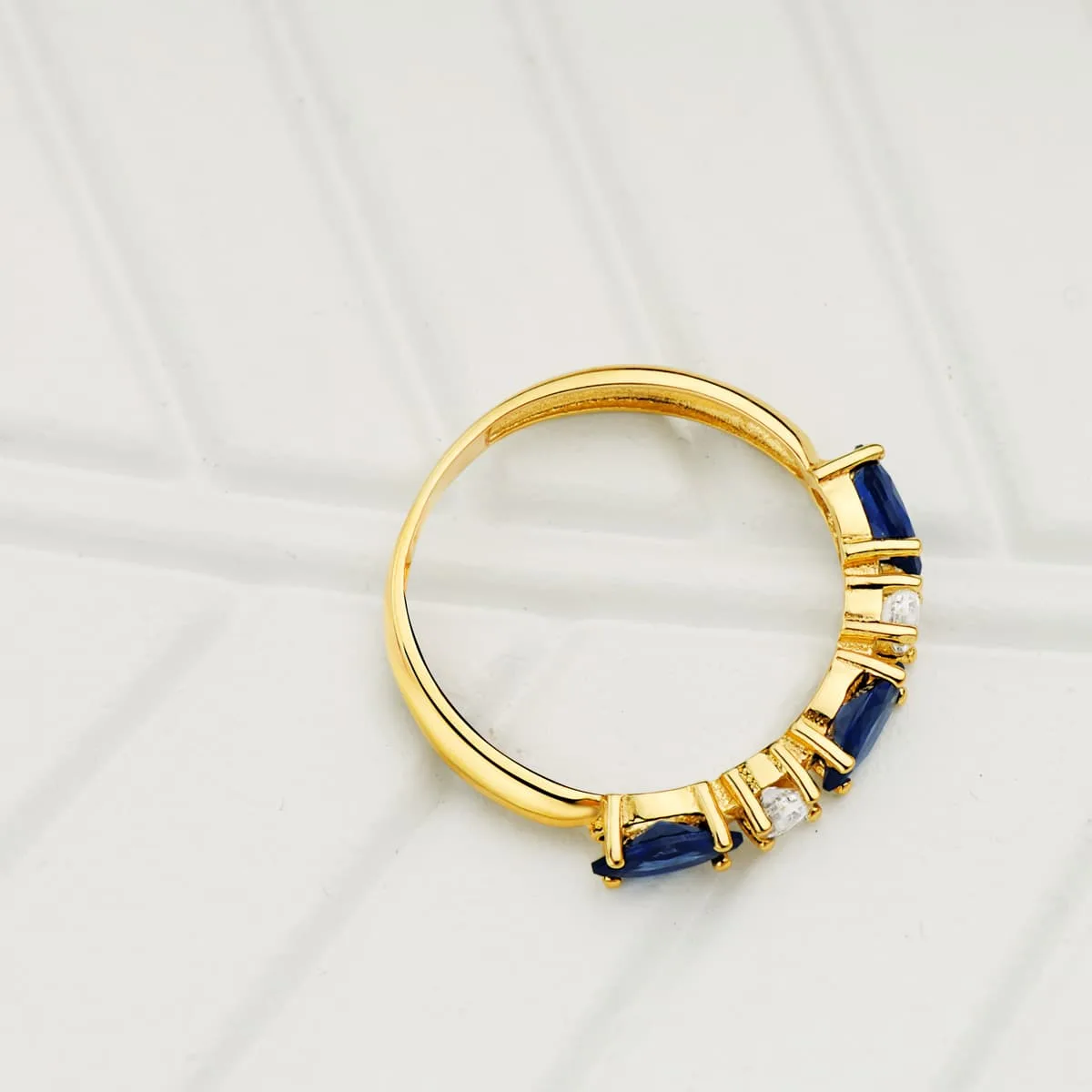 18K SORTIJA ORO AMARILLO 3 CIRCONITA AZULES TALLA MARQUISE ANCHO 3 MM — vista 2