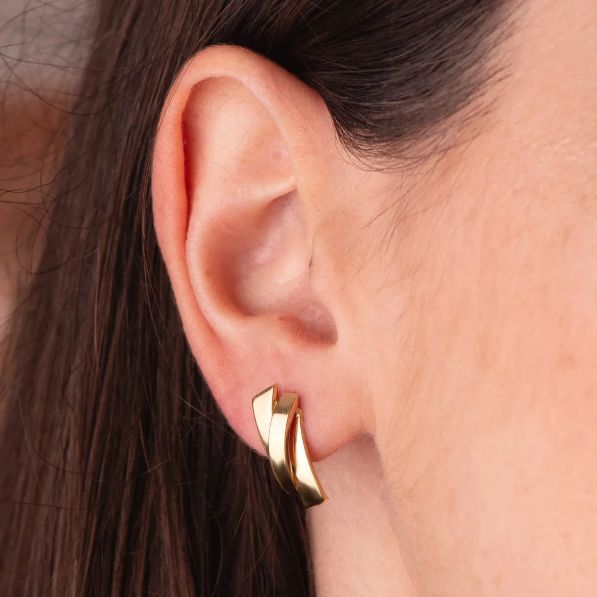18K PENDIENTES ORO AMARILLO TRES BANDAS LISAS. 17 X 7 MM. CIERRE PRESION — vista 2