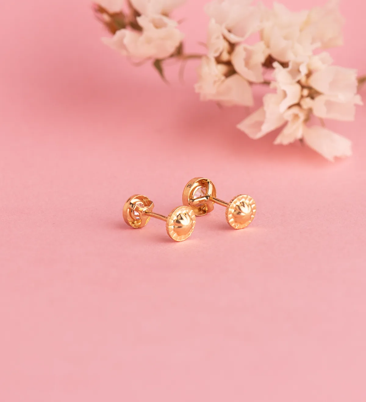 18K PENDIENTES ORO AMARILLO CHATON REDONDO CONCAVO CON CIRCONITA. ANCHO: 5,5 MM. CIERRE TUERCA — vista 3