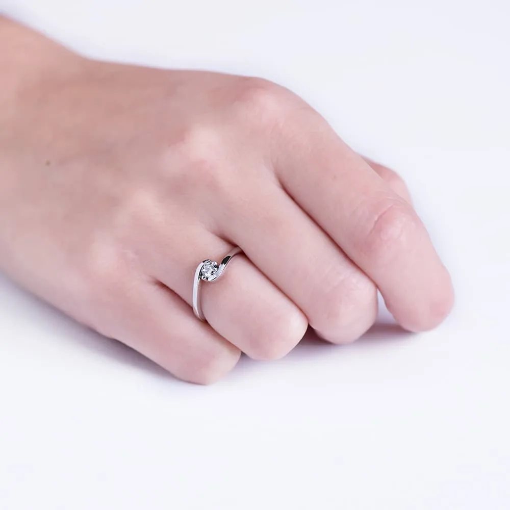 18K SOLITARIO DIAMANTE TALLA BRILLANTE ORO BLANCO 0.150 QTS. SI-H — vista 3