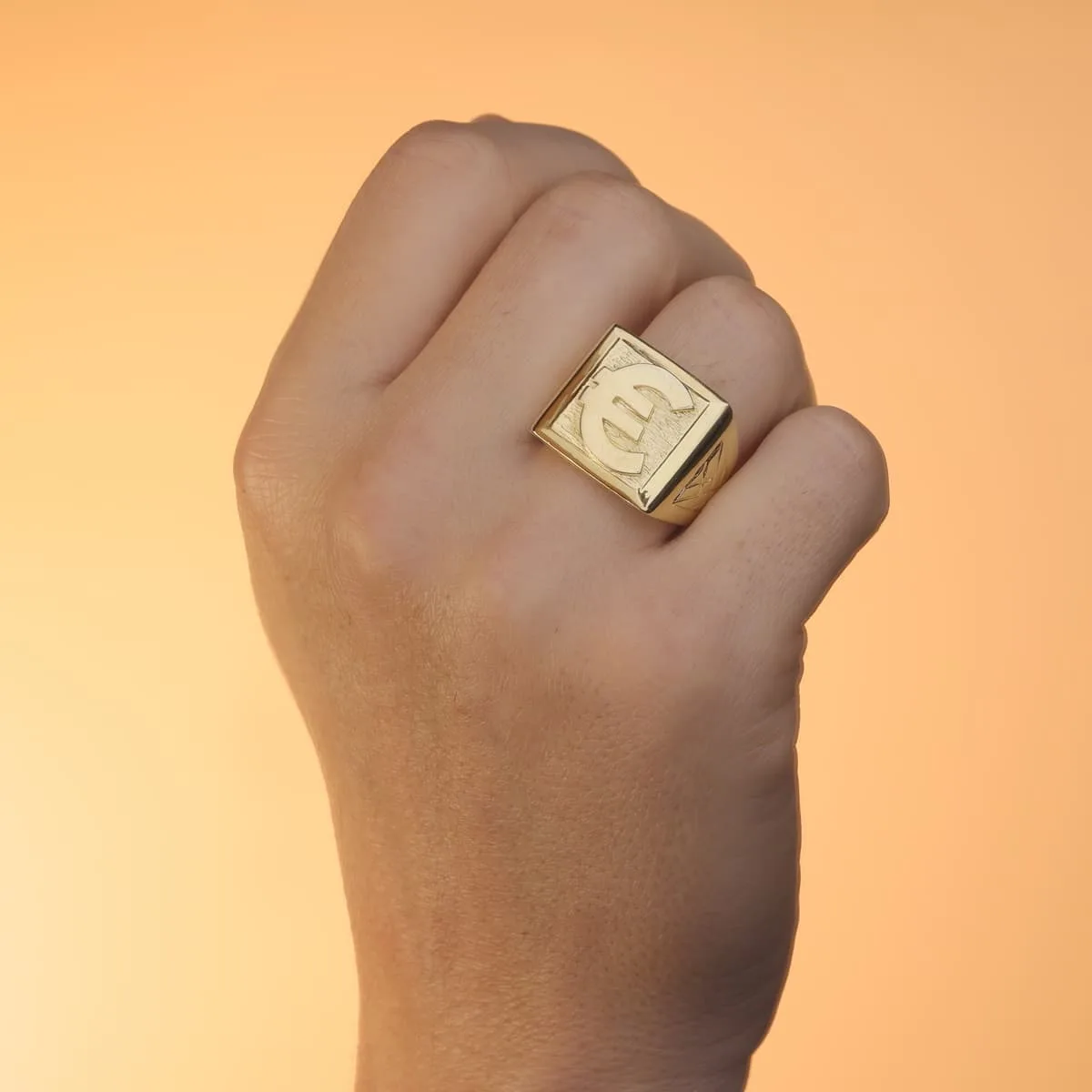 18K SELLO ORO AMARILLO EURO MACIZO CUADRADO. ANCHO: 21MM — vista 3