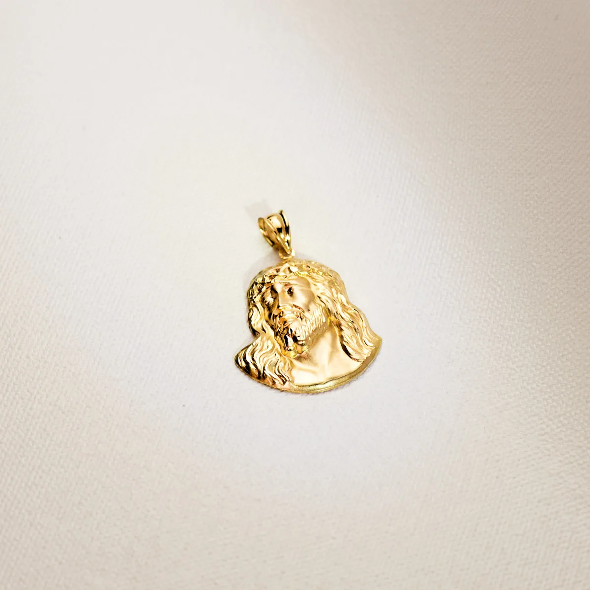 18K COLGANTE ORO AMARILLO CRISTO DE MURILLO 30X27 MM — vista 3