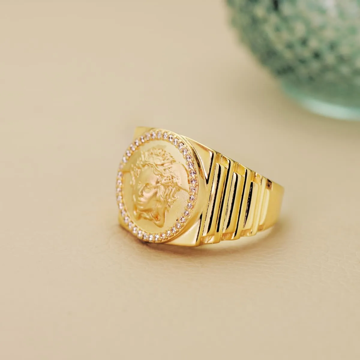 18K SELLO ORO AMARILLO MEDUSA CON CIRCONITA LATERAL ESCALONADO ANCHO 19 MM — vista 3