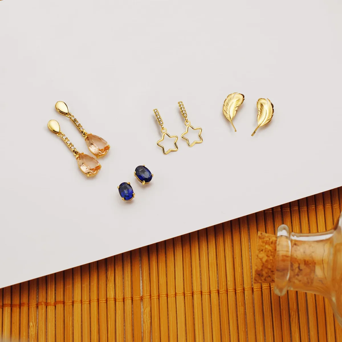 18K PENDIENTES ORO AMARILLO COLGANTE ESTRELLA Y CIRCONITA 17X8 MM — vista 2
