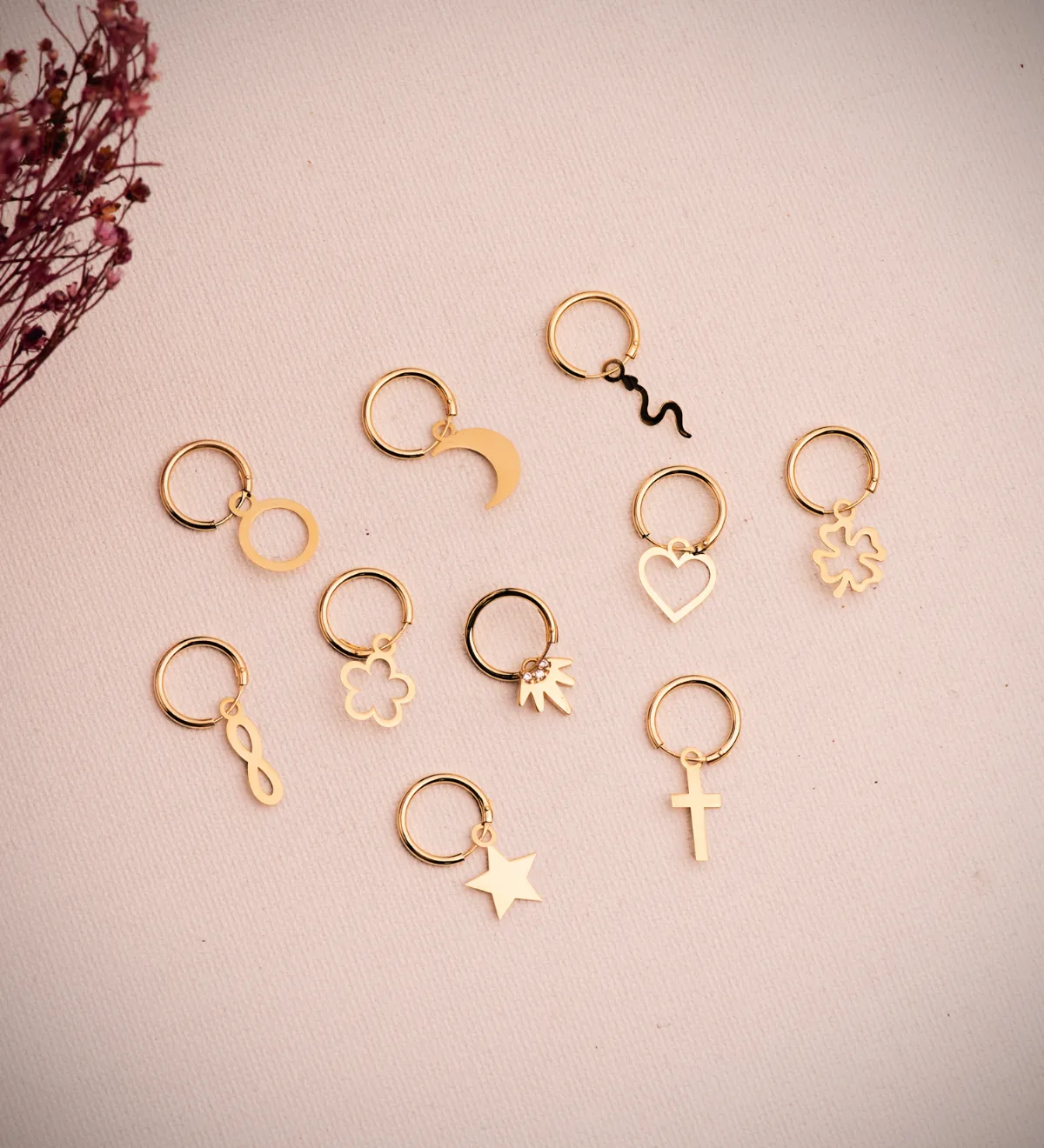 18K AROS ORO AMARILLO TUBO CON ESTRELLA LISA 10X10 MM. AROS: 12 X 1,5 MM — vista 2