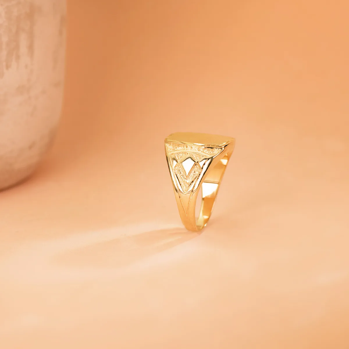 18K SELLO ORO AMARILLO CABALLERO MACIZO TALLADO ZONA GRABADO: 15X12 MM — vista 2