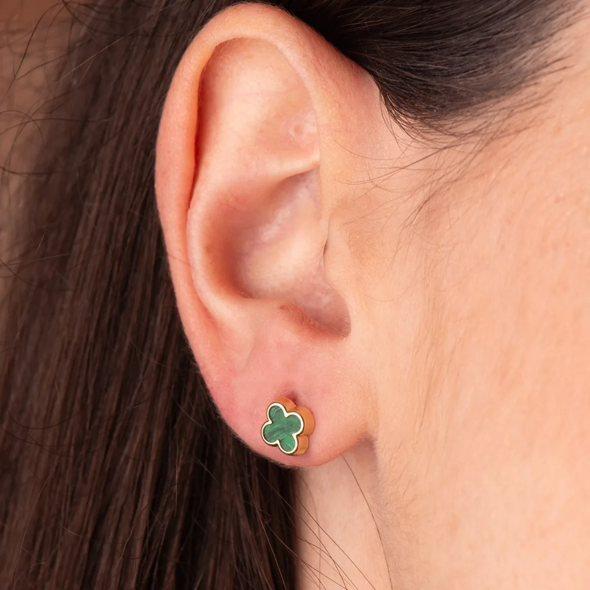 18K PENDIENTES ORO AMARILLO TREBOL CON MALAQUITA 7X7 MM. CIERRE PRESION — vista 2