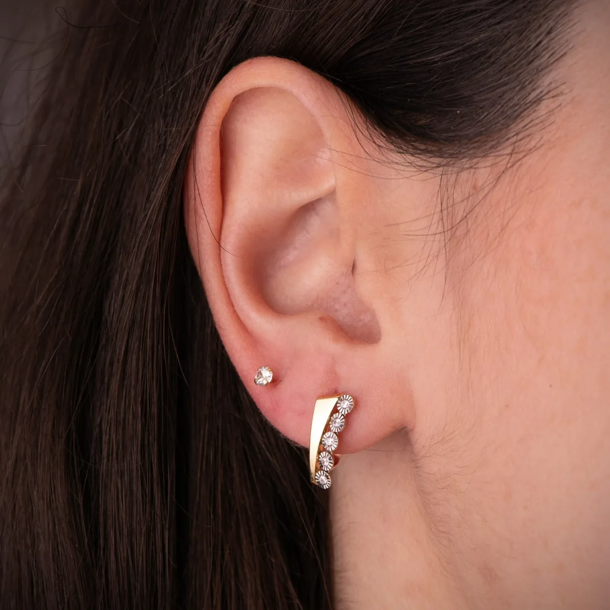 18K PENDIENTES ORO BICOLOR BANDAS Y MOTIVOS REDONDOS TALLADOS. 14 X 6 MM. CIERRE CATALAN — vista 2